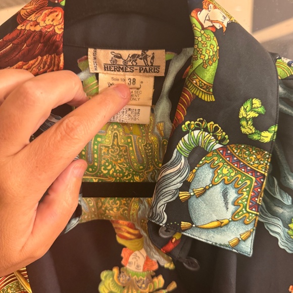 Hermes Black Printed Button Down Silk Blouse, Size 38, XL - Picture 3 of 5